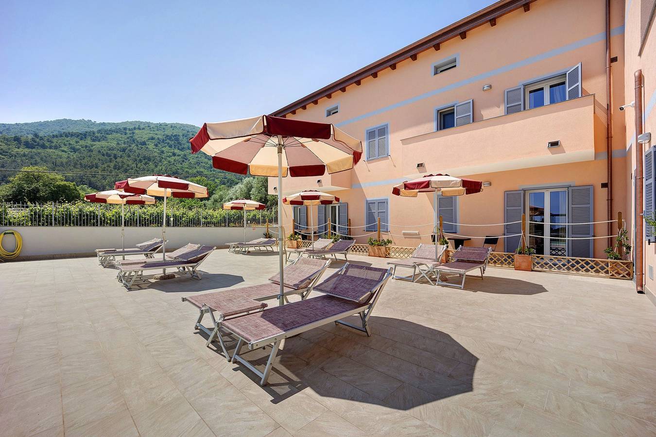 Appartamento intero, Appartamento di vacanza "Antichi Ricordi - Il Pollaio" con piscina condivisa e Wi-Fi in Andora, Riviera di Ponente