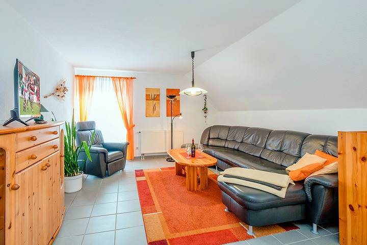 Ferienwohnung für 4 Personen, mit Balkon in Zingst - 2