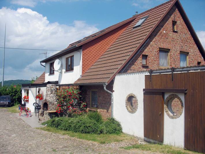 Bauernhof für 5 Personen, mit Terrasse und Garten in Sellin