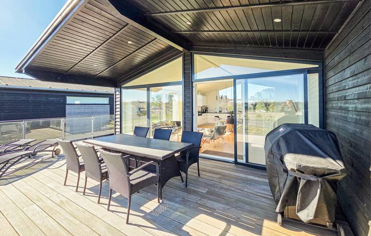 Ferienhaus für 6 Personen mit Terrasse in Nordostjütland