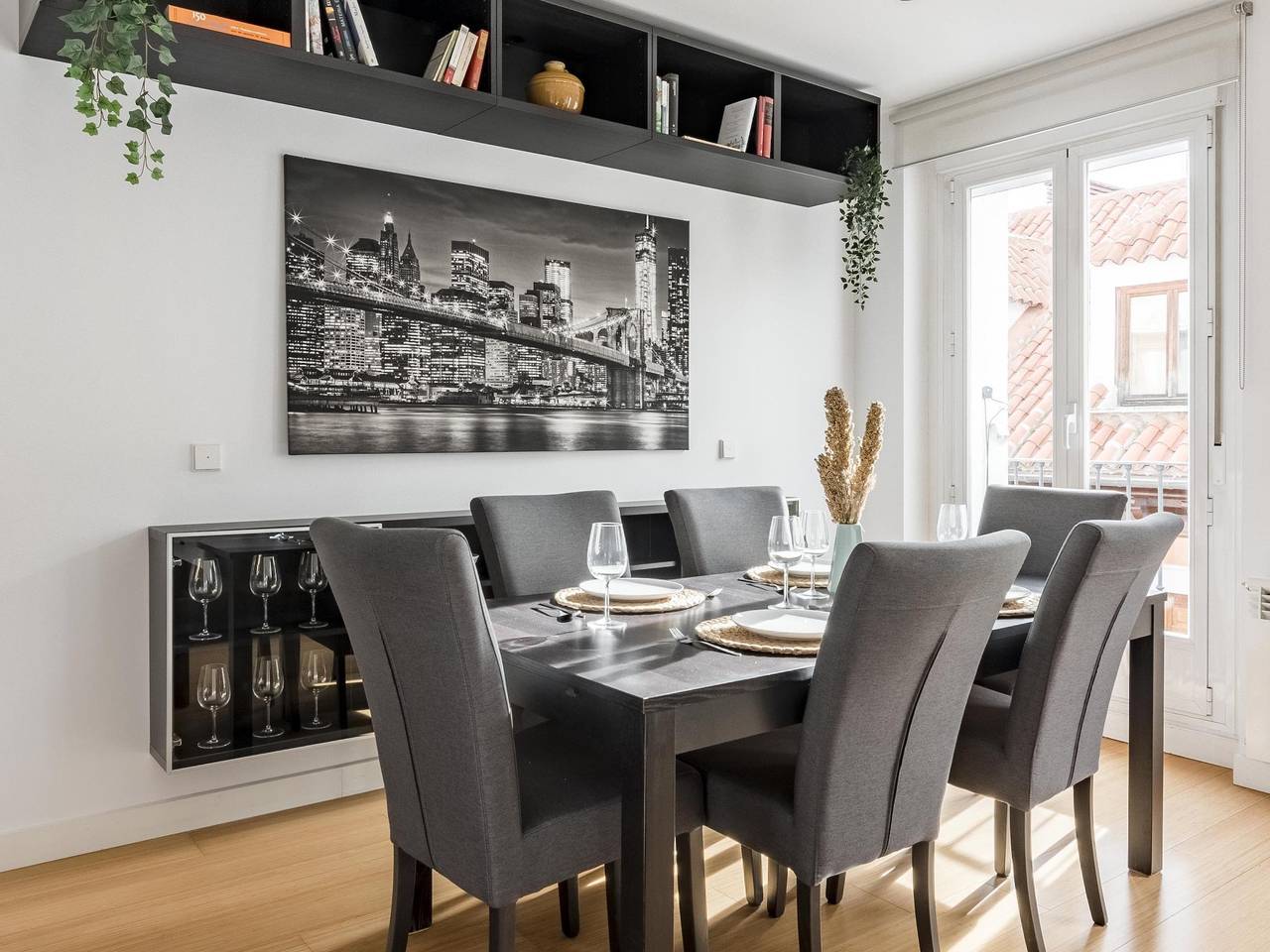 Apartamento vacacional entero, Charming Tirso de Molina Iii in Centro (Madrid), Madrid