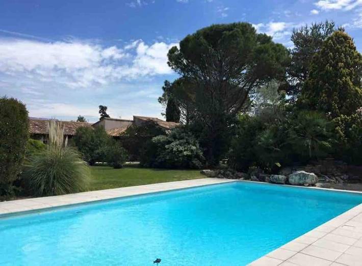 Location de vacances pour 4 personnes, avec terrasse ainsi que jardin et piscine à Montélimar - 2