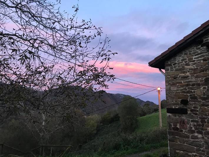 Casa rural para 4 personas, con Terraza además de Jardín y Vistas en Sierra del Sueve - 2