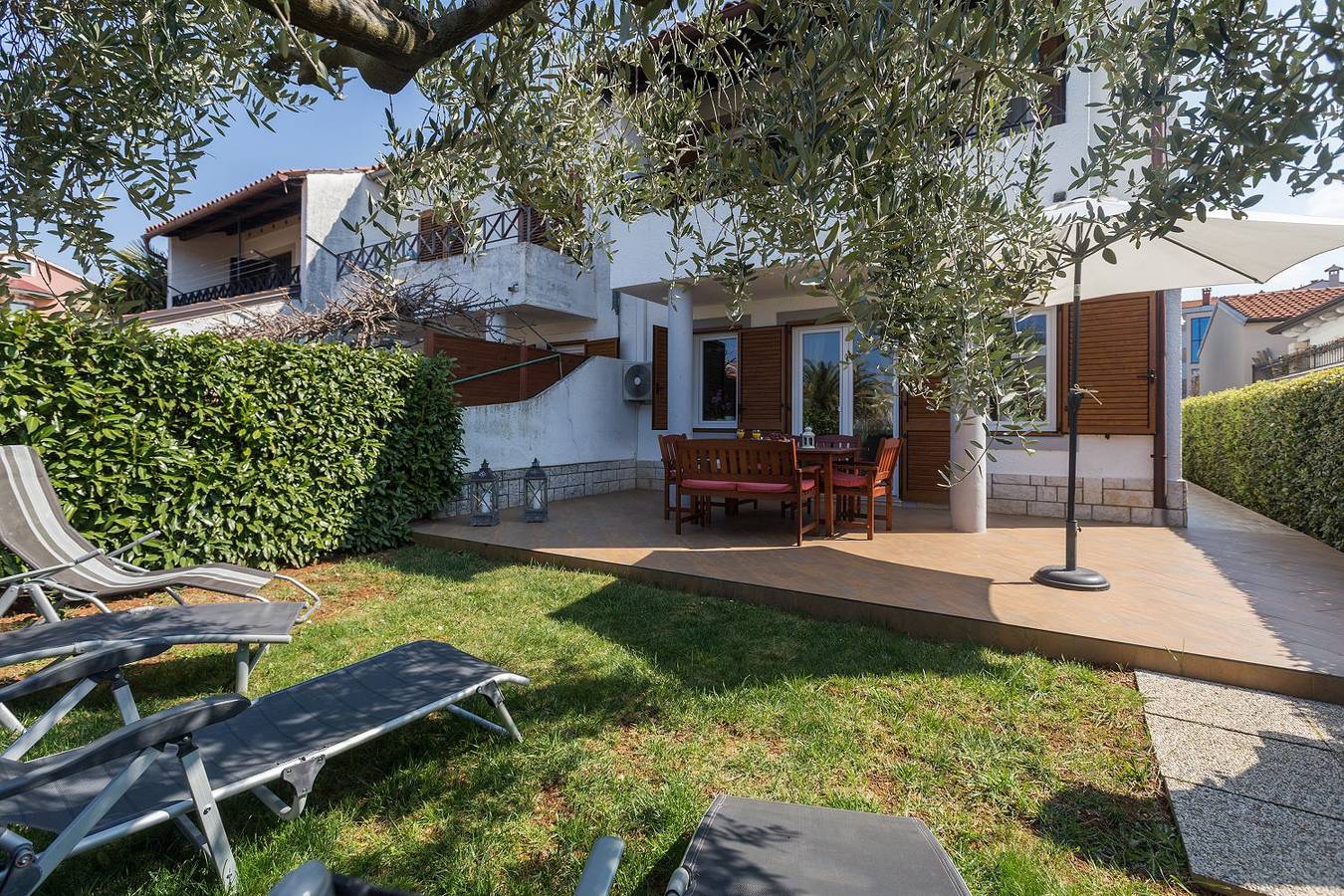 Hundefreundliches Ferienhaus nur 700 Meter zum Strand mit Grill, Waschmaschine in Poreč, Grad Poreč