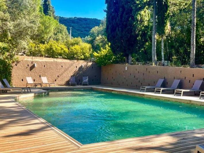 Location de vacances pour 8 personnes, avec piscine et terrasse à Sartène - 3