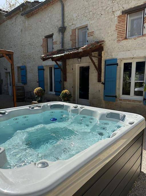 Location de vacances pour 7 personnes, avec jardin et jacuzzi à Astaffort - 3