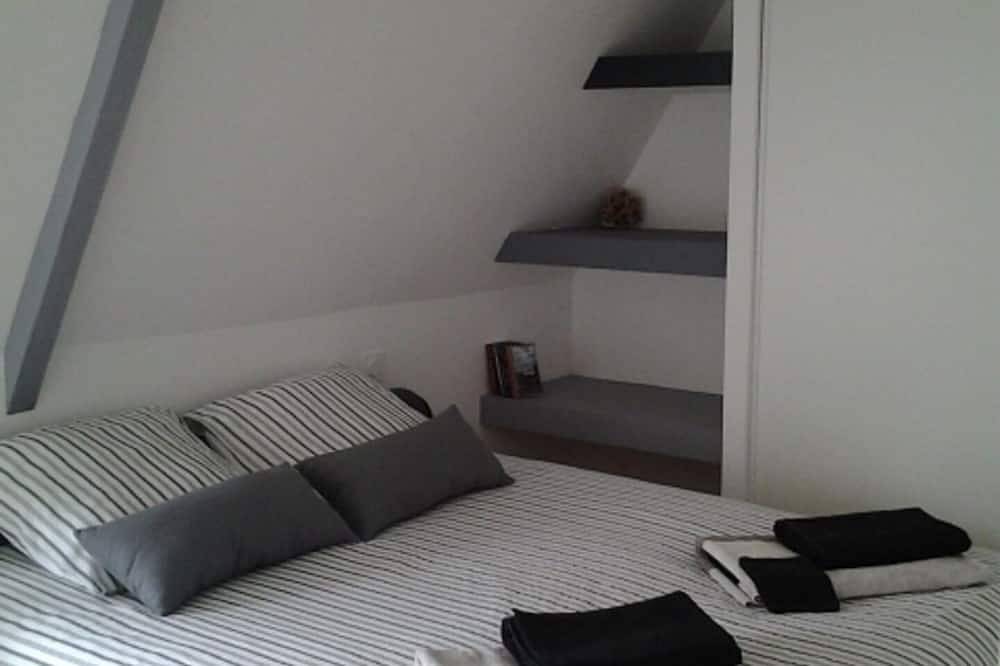 Bam Kalon, 3 * cottage in front of the sea, in the heart of the old port in Roscoff, Ceinture Dorée