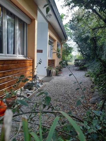 Gîte pour 6 personnes, avec jardin, animaux acceptés à Soucieu-en-Jarrest