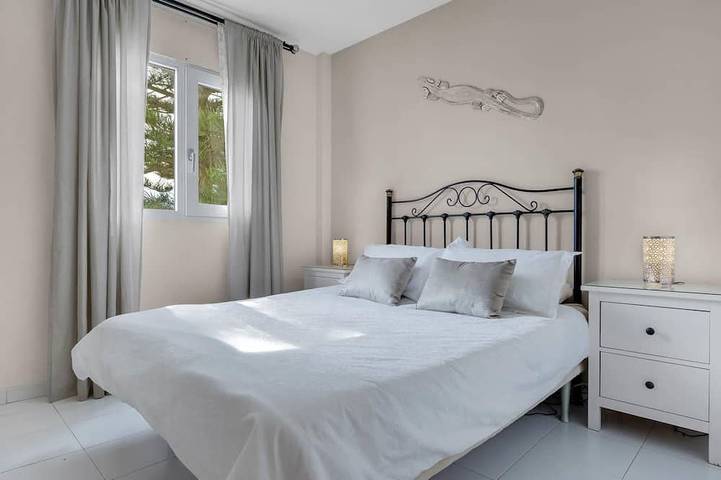 Entire apartment, Capitulaciones - Swimming pool, garage, 3 bedrooms, terrace in Montemar Torremolinos, Torremolinos