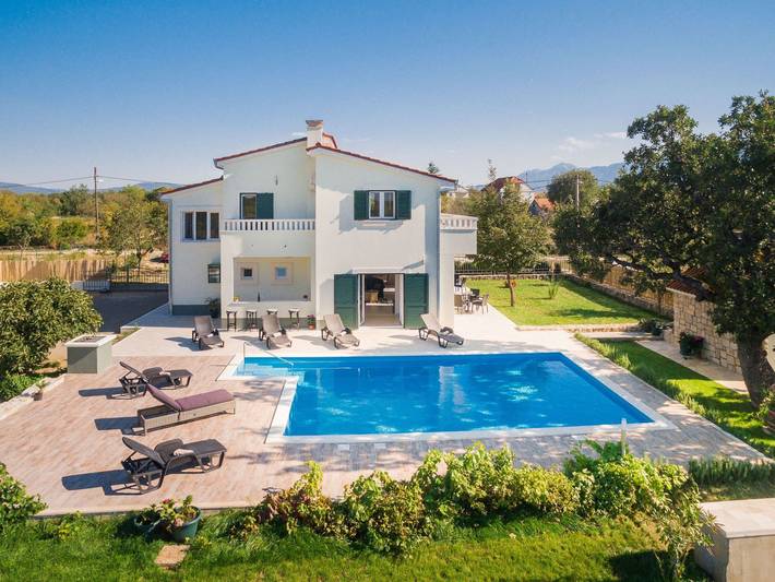 Ferienhaus für 7 Personen, mit Balkon und Garten - 1