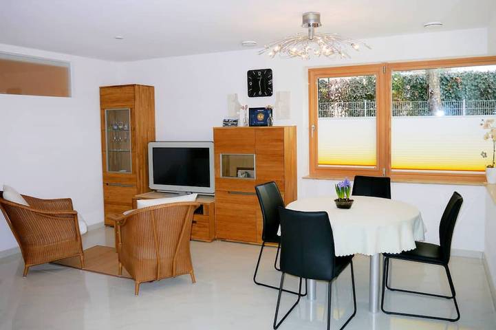 Ferienwohnung für 2 Personen, mit Terrasse und Garten in Erlangen