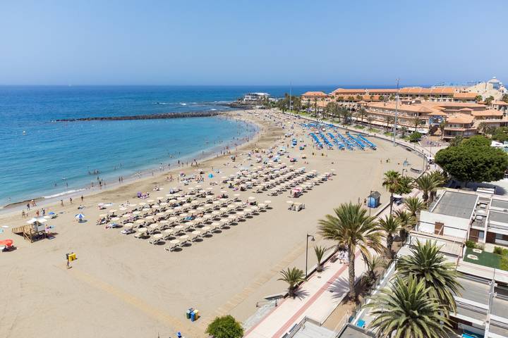 Entire apartment, Home2Book Cozy Coastal Apt & Pool, Los Cristianos in Playa de las Galletas (Arona), South Tenerife