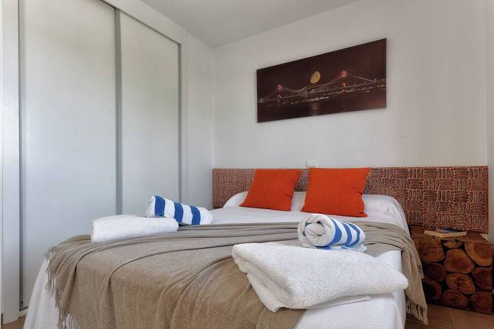 Villa für 6 Personen, mit Balkon und Whirlpool sowie Pool und Garten, mit Haustier auf Ibiza - 3