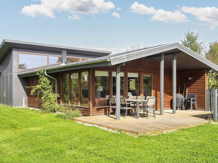 Ferienhaus für 6 Personen, mit Terrasse und Sauna sowie Garten, kinderfreundlich in Binderup Strand