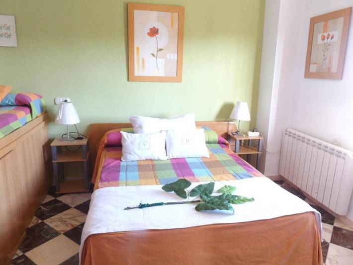 Casa rural para 12 personas, con Balcón y Terraza además de Jardín y Piscina en Valderrubio - 4