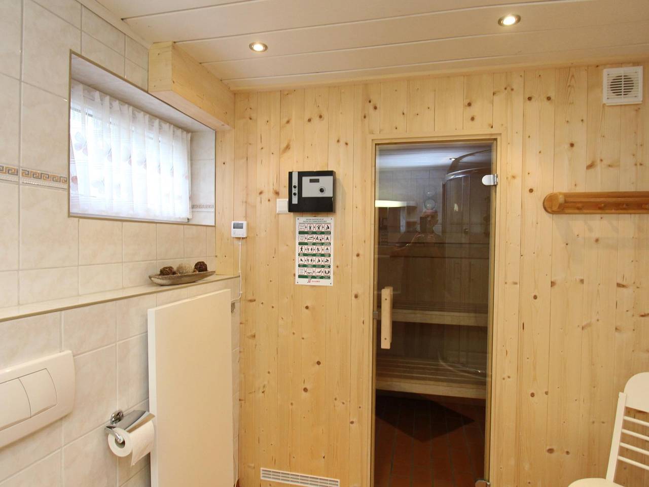 Authenthiek ruim chalet met sauna en grote tuin in Gnesau, Oberkärnten