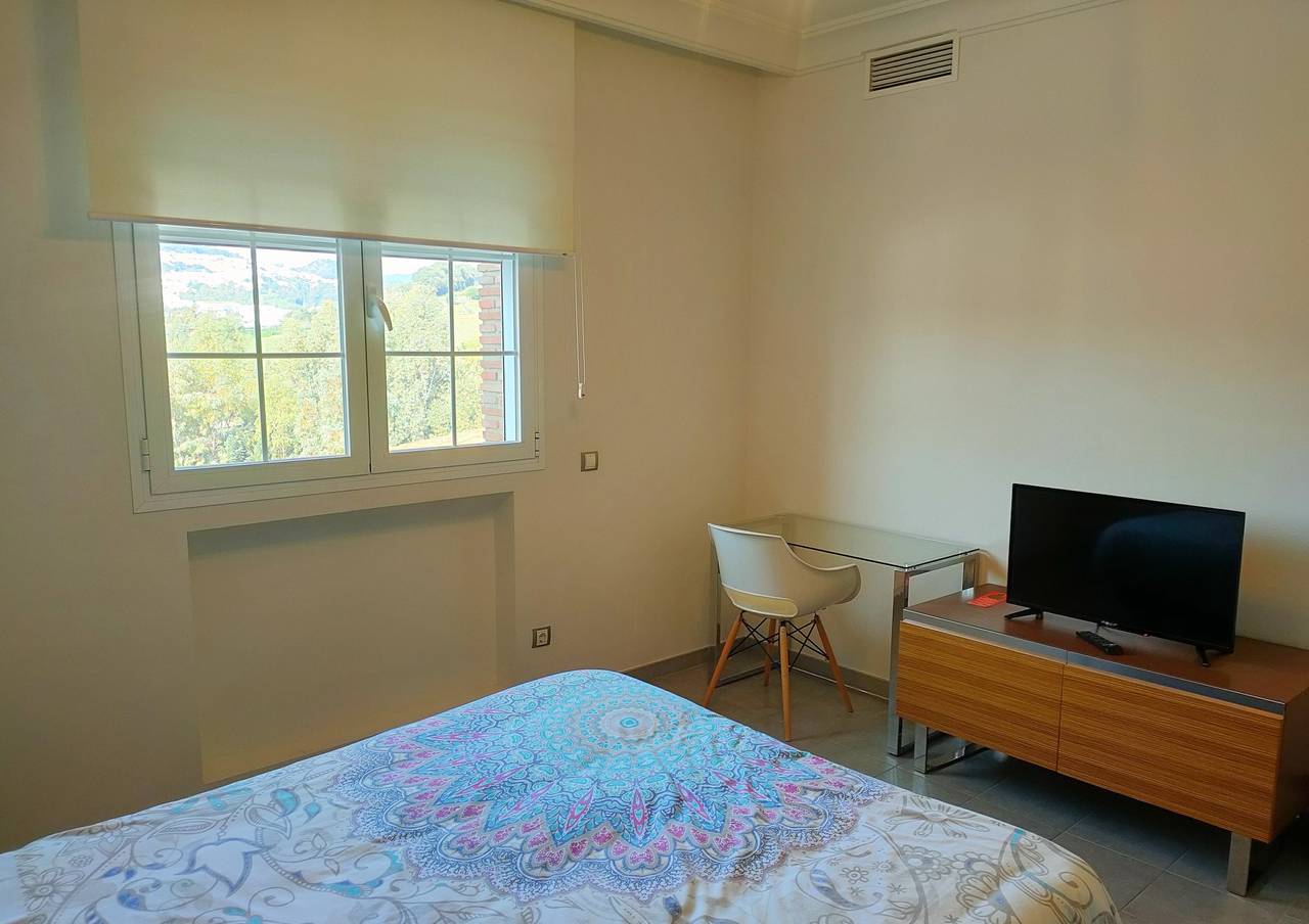 Maison de vacances 'Pablo Picasso 9' avec vue sur la montagne, Wi-Fi et climatisation in Los Ángeles (Jimena de la Frontera), Jimena de la Frontera