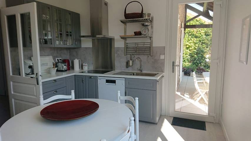 Villa pour 8 personnes, avec jardin et terrasse dans Massif central - 3