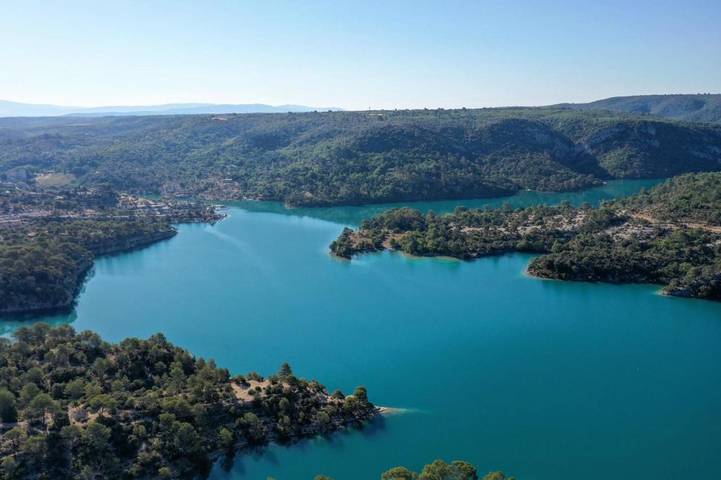 Location de vacances pour 2 personnes, avec jacuzzi et jardin à Esparron-de-Verdon - 3