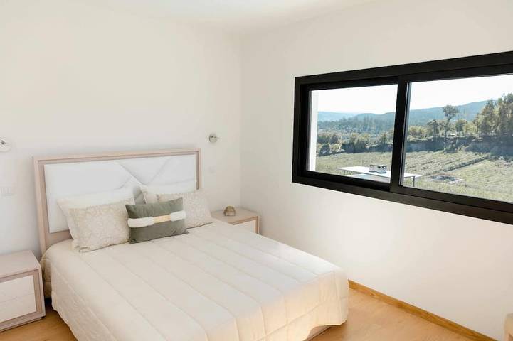 Location de vacances pour 20 personnes, avec balcon ainsi que piscine et jardin à Celorico de Basto - 4