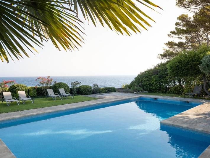 Villa pour 12 personnes, avec jardin ainsi que vue et piscine