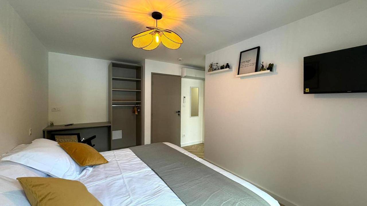 Twin Room with Private Bathroom in Saint-Jean-Pied-de-Port, Région de Bayonne