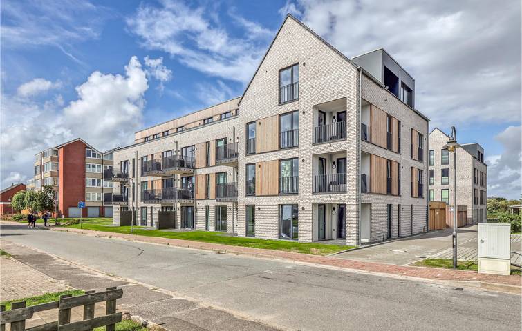 Ganze Ferienwohnung, 2km zu Beach🏖️: Terrasse Apartment w/ TV & Gefrierschrank in Nordstrand (Gemeinde), Nordstrand