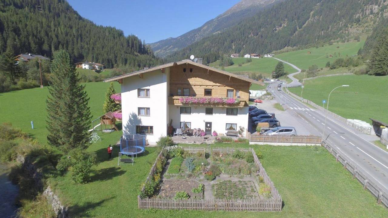 Two-Bedroom Apartment in Kaunergrat, Kaunertal