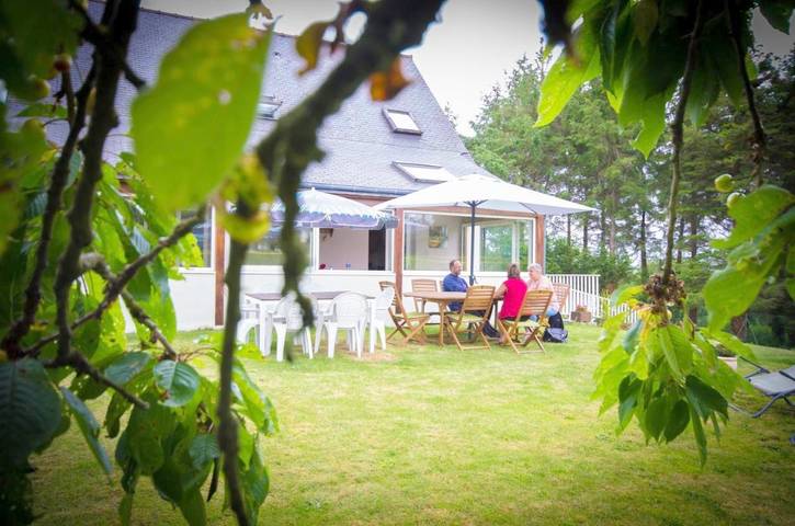Location de vacances pour 8 personnes, avec jardin à Quessoy - 4