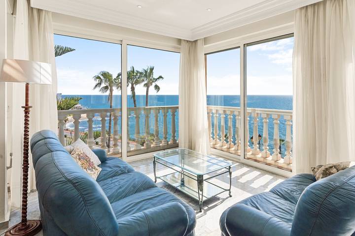 Villa „Sunrise Benalmádena“ mit Meerblick, Wlan und Klimaanlage in Torremuelle, Benalmádena
