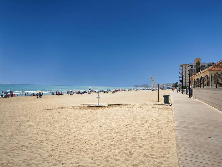 Vakantiewoning voor 6 personen, met uitzicht op zee en balkon/terras in La Mata
