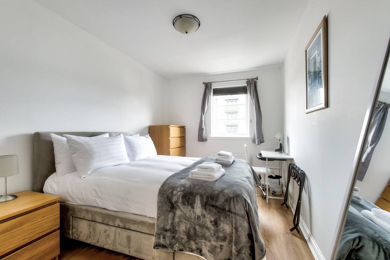 Ganze Wohnung, Ferienwohnung für 4 Personen mit Garten in Leith, Edinburgh
