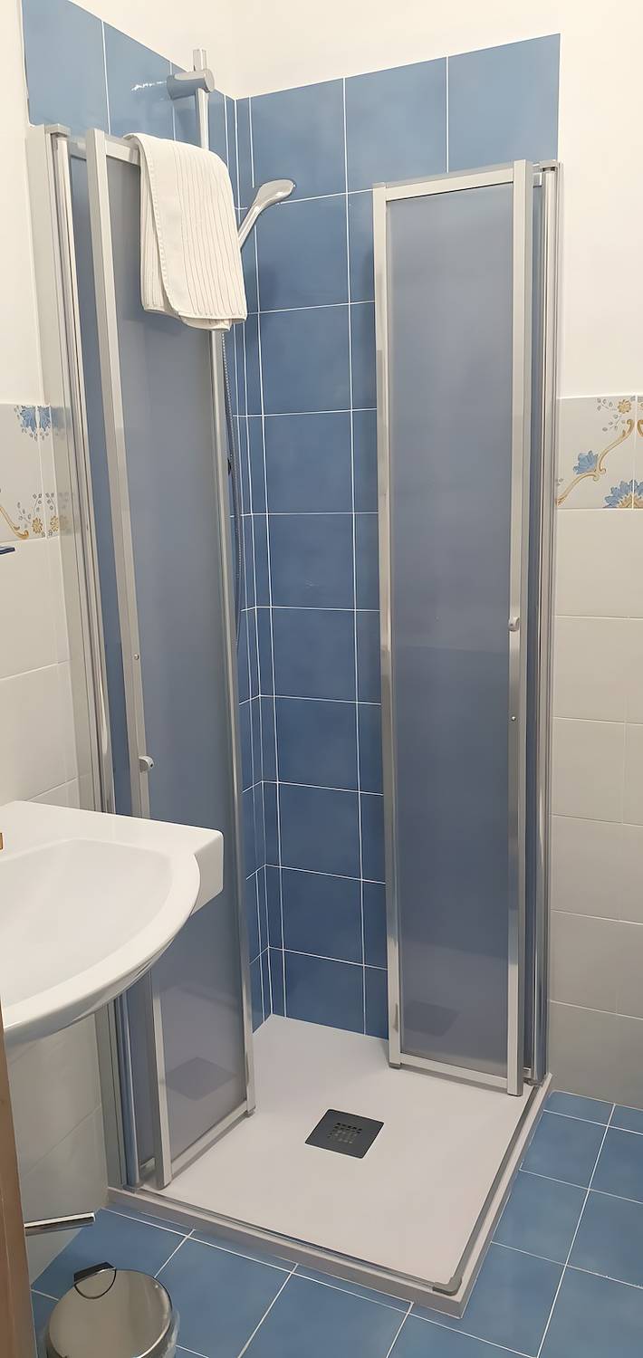 Room 'Standard Nautilus' with Shared Terrace, Wi-Fi and Air Conditioning in Ischia Porto, Ischia By