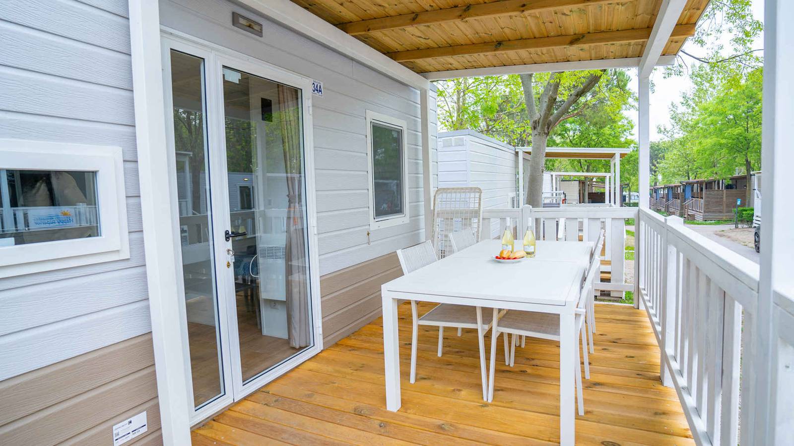 Mobilehome mit Klimaanlage, Terrasse und Pool  in Torre di Bari, Ogliastra Provinz
