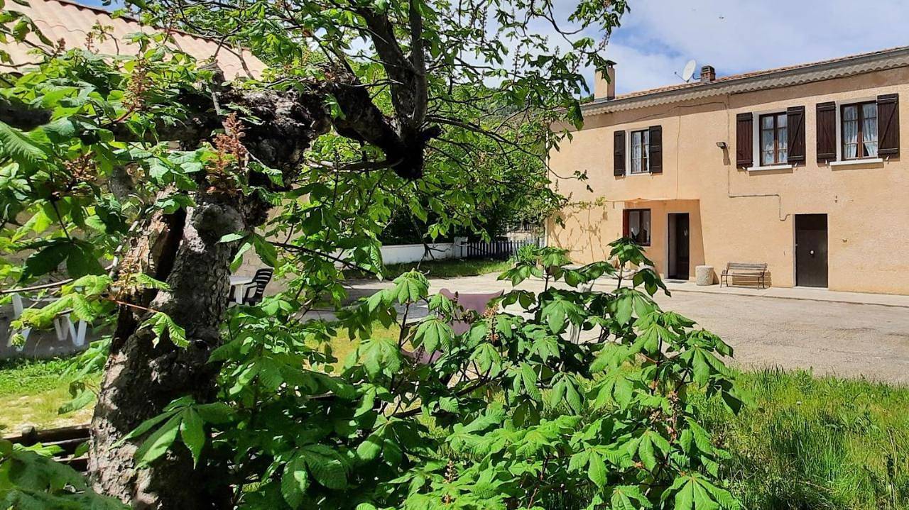 La ferme d'Yvette et Zou, au coeur des Baronnies Provencales, pour un séjour en famille ou entre amis in Barret-sur-Méouge, Région de Gap