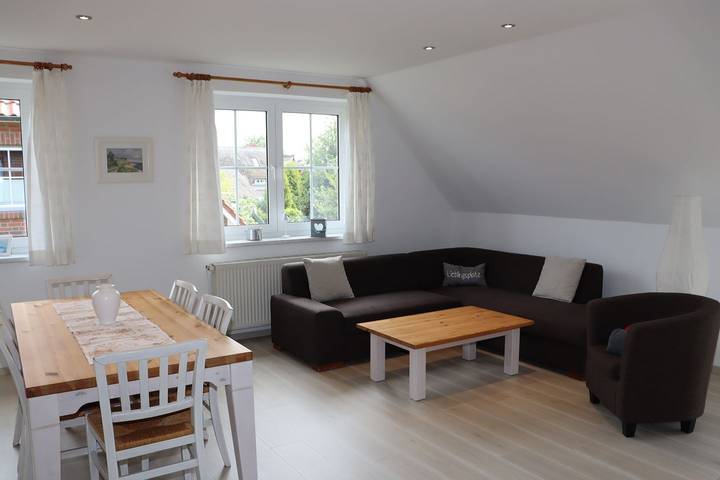 Ferienwohnung für 3 Personen, mit Balkon in Born a. Darß - 2