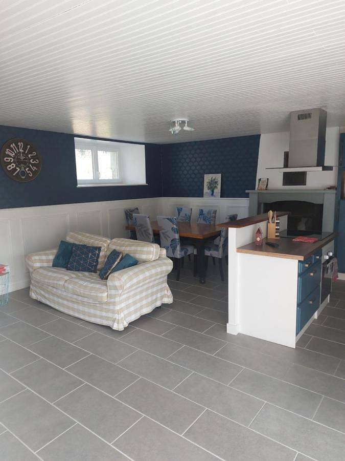 Location de vacances pour 8 personnes, avec terrasse et vue à Bonnemain - 4