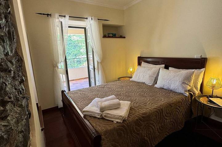 Location de vacances pour 4 personnes dans Faja do Penedo - 2