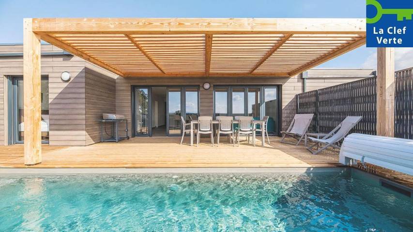 Appart’hôtel pour 6 personnes, avec piscine et jardin