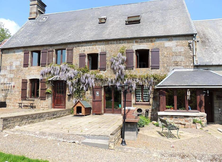 Two-Bedroom House in Champ-du-Boult, Noues de Sienne
