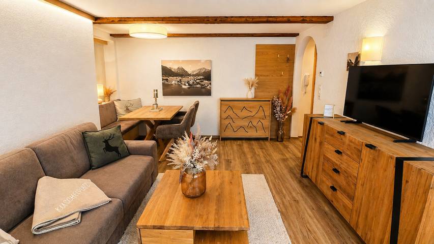 Vakantiewoning voor 6 personen, with Balkon and Balkon/Terras as well as Sauna in Pertisau