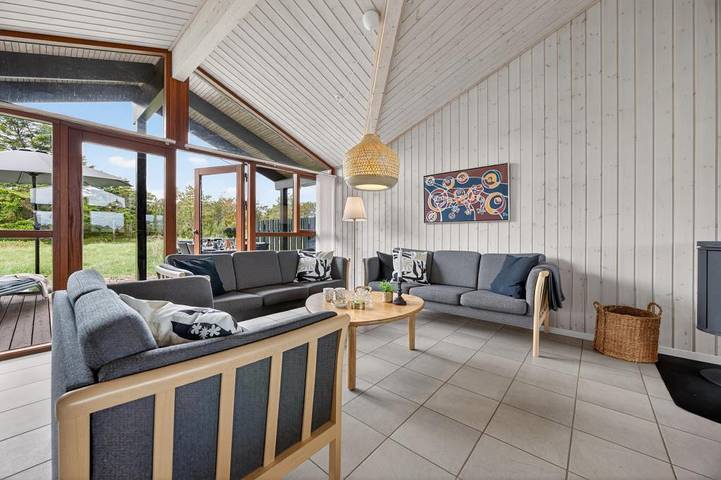 Exclusive Holiday Home with Spa Near Tornby Beach in Hirtshals, Tannisbucht