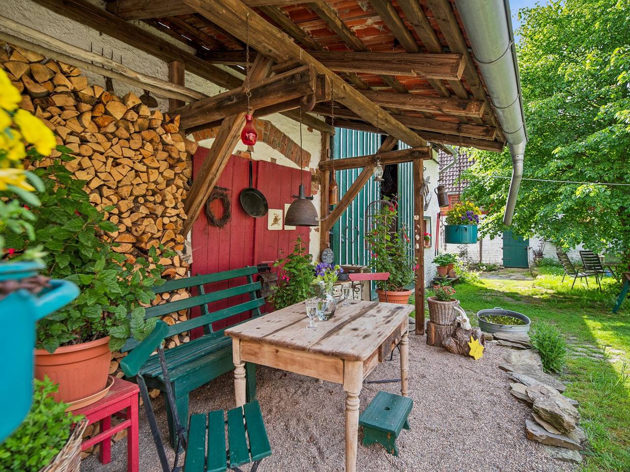 Rustikales Haus auf einem alten Hof im Südharz in Sangerhausen, Harzvorland