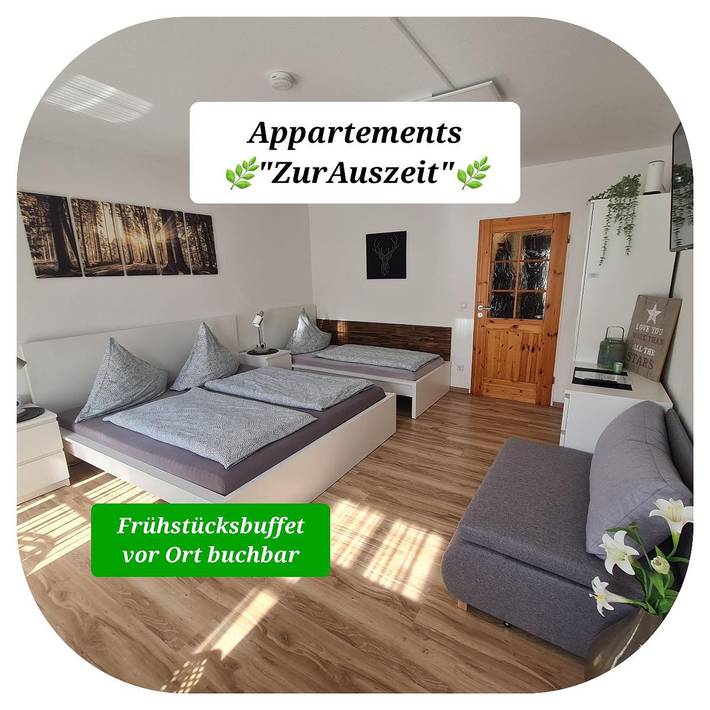 Ferienhaus für 4 Personen, mit Balkon/Terrasse und Balkon sowie Pool