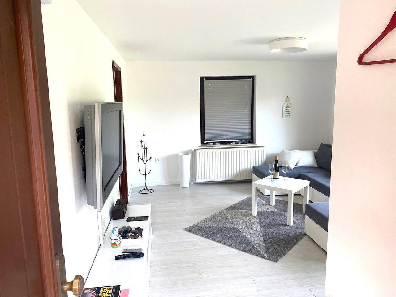 Bungalow im Garten - Komfortables Ferienhaus mit Terrasse und Feuerschale in Wiek, Région de Rügen