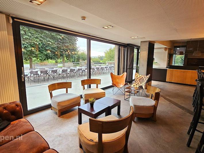 Location de vacances pour 73 personnes, avec terrasse et balcon/terrasse dans Grandhan - 4