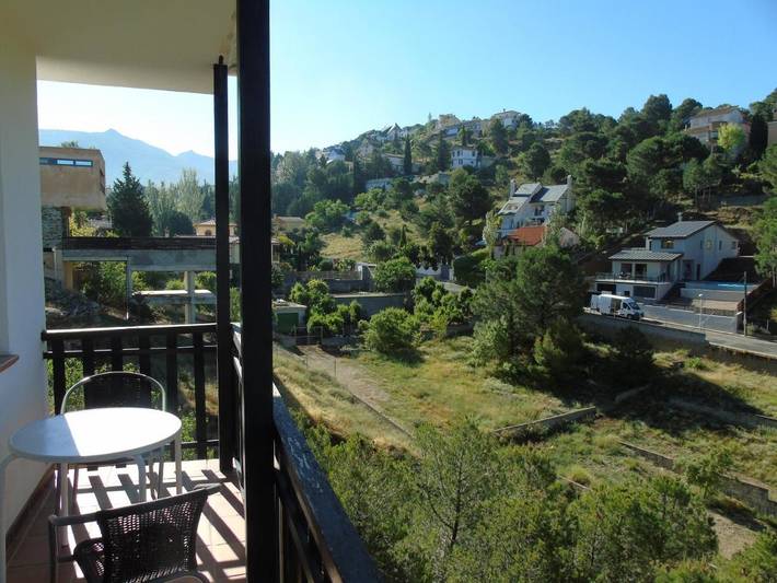 Gîte pour 2 personnes, avec jacuzzi ainsi que piscine et jardin à La Zubia - 3