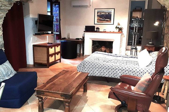 Gîte pour 3 personnes, avec jardin et terrasse à Isolaccio-di-Fiumorbo - 2