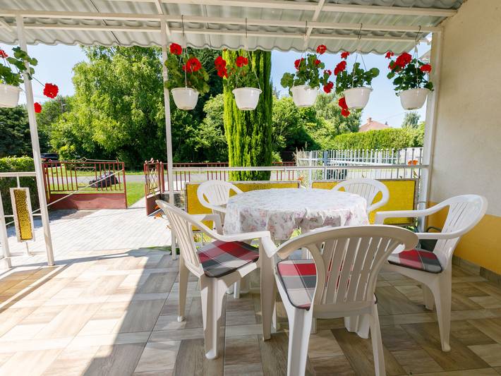 Ferienhaus für 5 Personen, mit Garten und Terrasse in Balatonlelle - 2