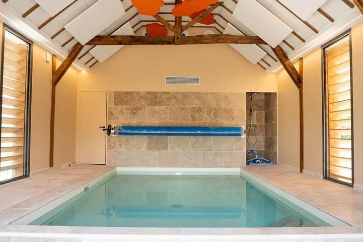 Gîte pour 14 personnes, avec sauna et jardin à Savignac-de-Miremont